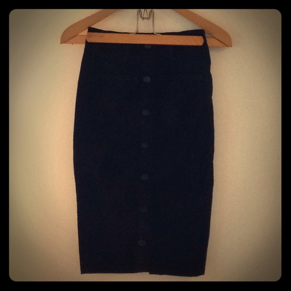 Zee.Gee.Why. Button down pencil skirt